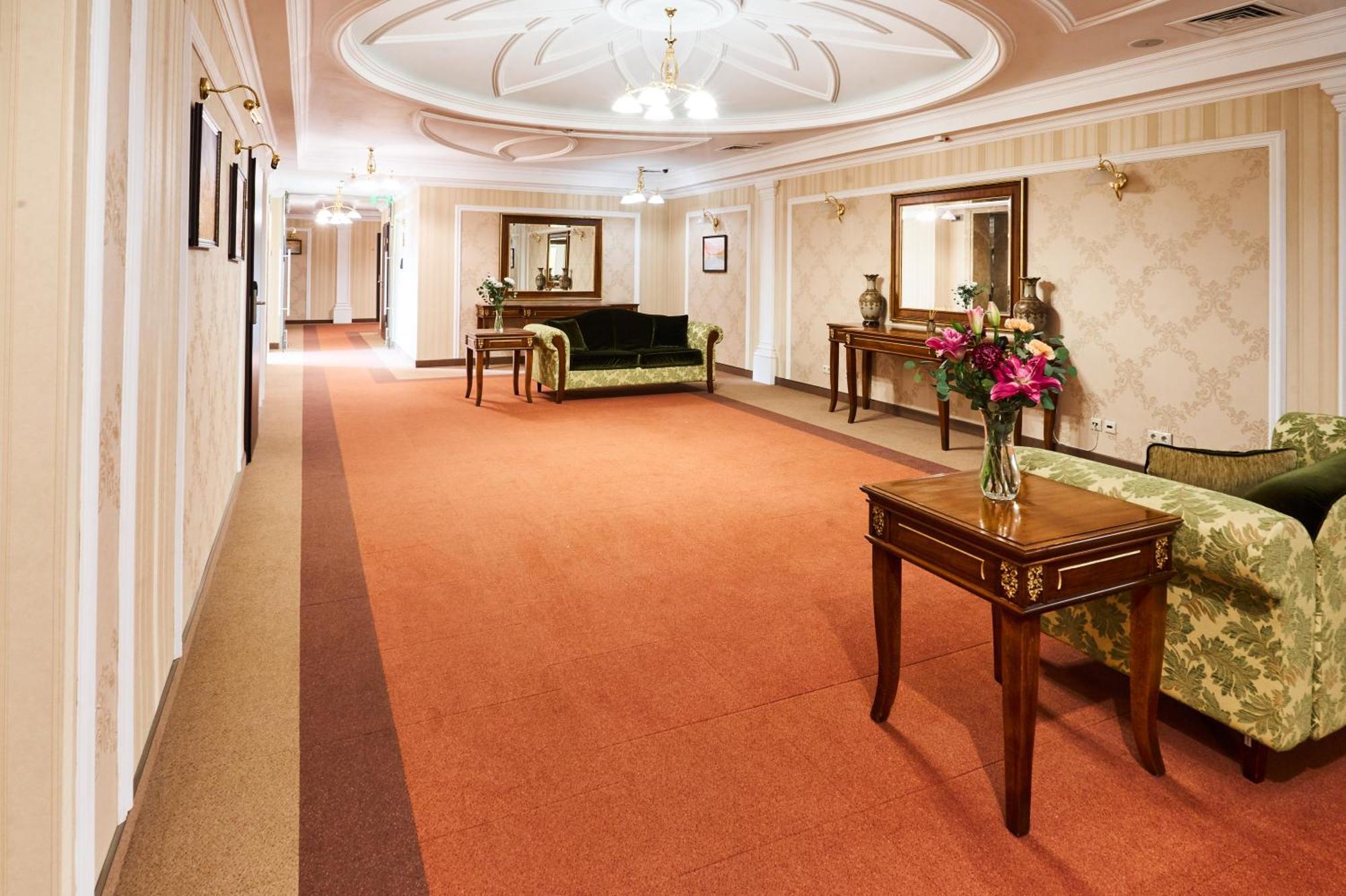 Kainar Hotel Simkent Buitenkant foto